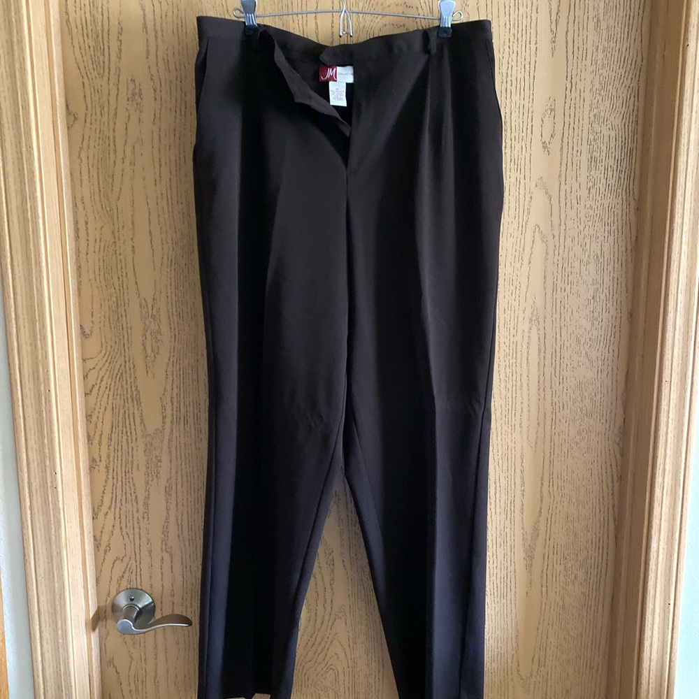 J M Collection Brown Dress Pants w/Front Pockets, Size 16